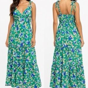 Monteau Los Angeles Floral Maxi Dress